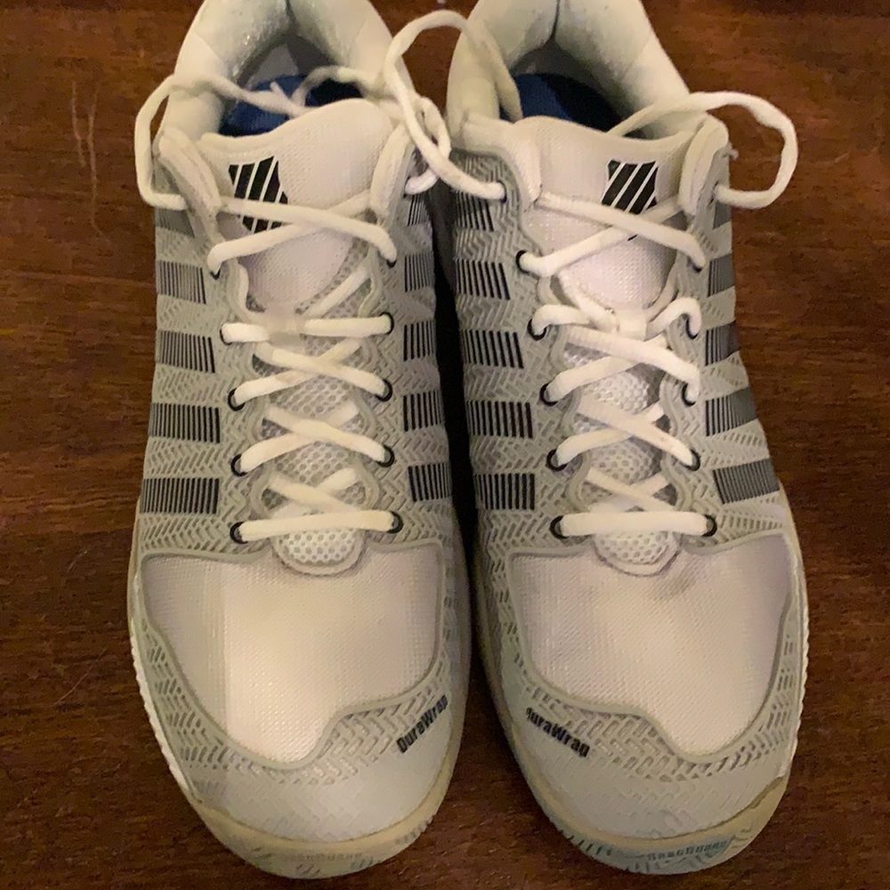 K Swiss tennis court shoes